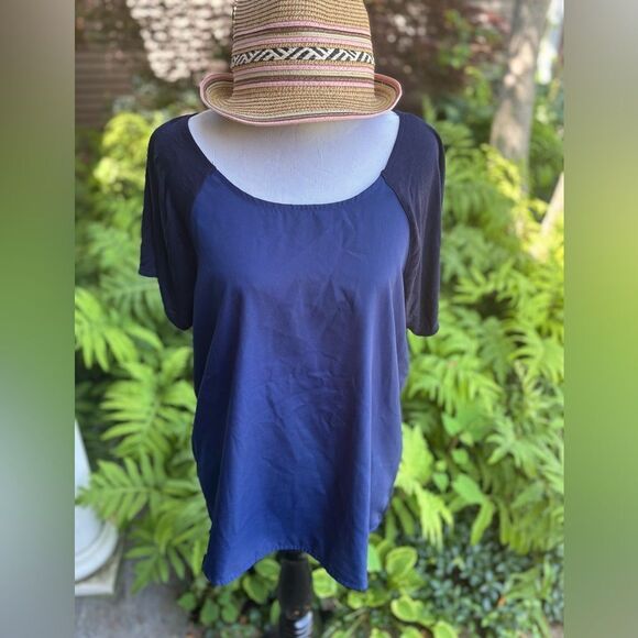 J. Crew Navy and Black Short Sleeve Top - Picture 2 of 5